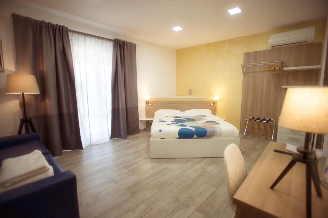 Marbianco B&B Marina Di Carrara Eksteriør bilde